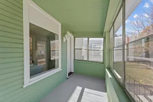 844 Howell Street N, Saint Paul, MN 55104 - Photo 18