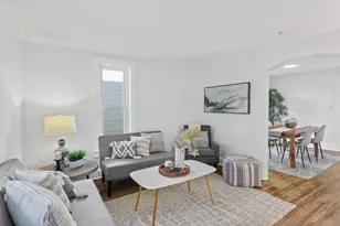 844 Howell Street N, Saint Paul, MN 55104 - Photo 1