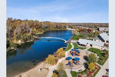 1725 Oak Creek Pass, Chaska, MN 55318 - Photo 36