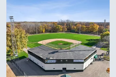 1725 Oak Creek Pass, Chaska, MN 55318 - Photo 40