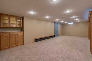 1211 13th Ave SW, Willmar, MN 56201 - Photo 18