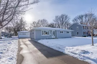 1211 13th Ave SW, Willmar, MN 56201 - Photo 1
