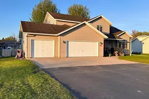 420 7th St NE, Perham, MN 56573 - Photo 10