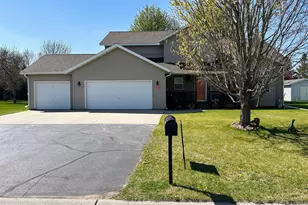 420 7th St NE, Perham, MN 56573 - Photo 1