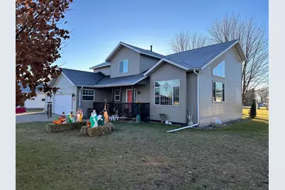 420 7th Street NE, Perham, MN 56573 - Photo 8