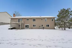 8124 W 103rd St, Bloomington, MN 55438 - Photo 30