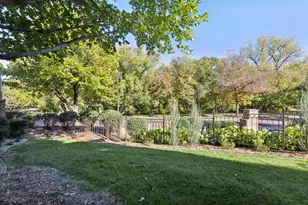 606 River St, Minneapolis, MN 55401 - Photo 74