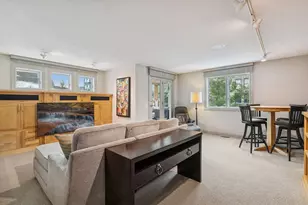 606 River St, Minneapolis, MN 55401 - Photo 36