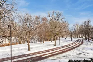 606 River St, Minneapolis, MN 55401 - Photo 24