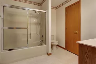 412 Lee St, Durand, WI 54736 - Photo 12