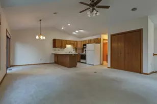 412 Lee St, Durand, WI 54736 - Photo 10