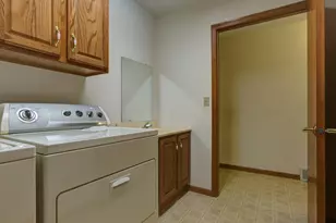 412 Lee St, Durand, WI 54736 - Photo 18