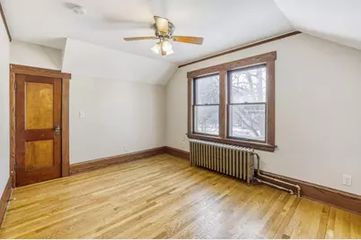 1002 Earl Street, Saint Paul, MN 55106 - Photo 10