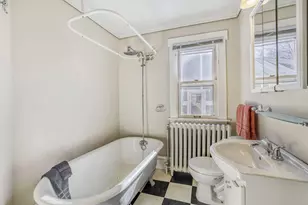 1002 Earl St, Saint Paul, MN 55106 - Photo 12