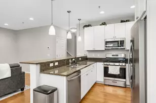 17710 Valley Cove Ct, Wayzata, MN 55391 - Photo 12