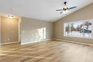 14518 Lynndale Dr, Baxter, MN 56401 - Photo 12