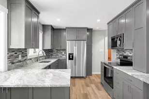 9181 31st St N, Lake Elmo, MN 55042 - Photo 14