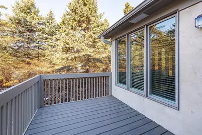 8336 Suffolk Drive, Chanhassen, MN 55317 - Photo 40