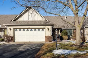 8336 Suffolk Dr, Chanhassen, MN 55317 - Photo 42