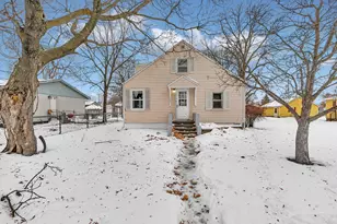 1031 17th Ave N, Saint Cloud, MN 56303 - Photo 2