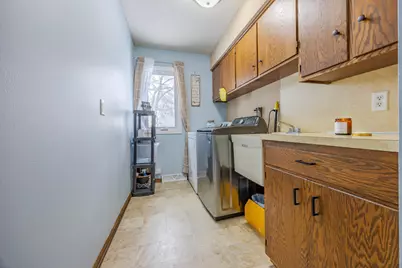 609 E 8th Street, Winthrop, MN 55396 - Photo 14