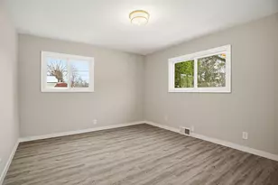 1008 W 89th St, Bloomington, MN 55420 - Photo 10