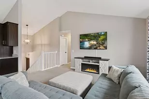 27671 Oxford Ln, Elko New Market, MN 55020 - Photo 4