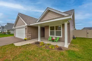 1343 Creekwood Dr, New Richmond, WI 54017 - Photo 2