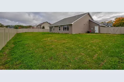 1343 Creekwood Drive, New Richmond, WI 54017 - Photo 60