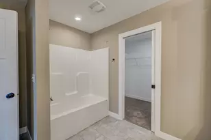 1343 Creekwood Dr, New Richmond, WI 54017 - Photo 48