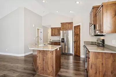 10105 Ewing Lane N, Brooklyn Park, MN 55443 - Photo 8