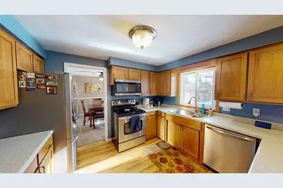 824 Minnie Maddern Street, Albert Lea, MN 56007 - Photo 10