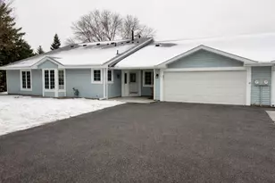 1273 Hilo Ave N, Oakdale, MN 55128 - Photo 1