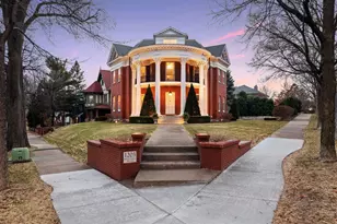 1203 Mt Curve Ave, Minneapolis, MN 55403 - Photo 2