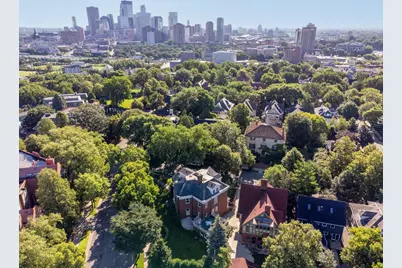 1203 Mount Curve Avenue, Minneapolis, MN 55403 - Photo 56