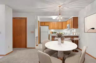 410 Sarazin St, Shakopee, MN 55379 - Photo 6