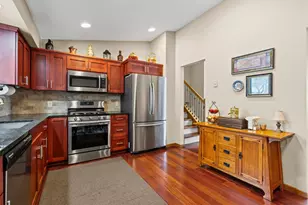 9142 Lanewood Ln N, Maple Grove, MN 55369 - Photo 8
