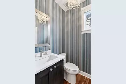 633 Park Street E, Wayzata, MN 55391 - Photo 10