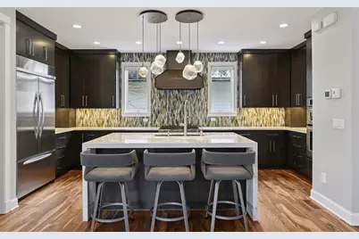 633 Park Street E, Wayzata, MN 55391 - Photo 6