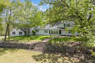 1429 20th Street SW, Rochester, MN 55902 - Photo 2