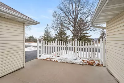 2003 10th Avenue W, Shakopee, MN 55379 - Photo 4