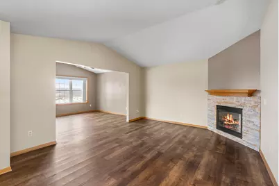 2003 10th Avenue W, Shakopee, MN 55379 - Photo 24