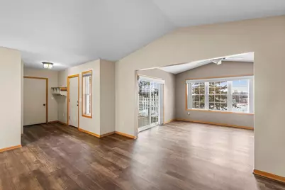 2003 10th Avenue W, Shakopee, MN 55379 - Photo 26