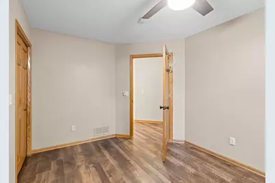 2003 10th Avenue W, Shakopee, MN 55379 - Photo 36