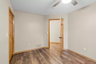 2003 10th Ave W, Shakopee, MN 55379 - Photo 36