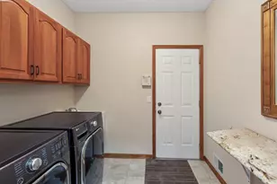 14550 Hunters Ln, Savage, MN 55378 - Photo 18