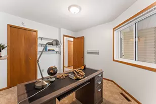 2623 Lake Ct Dr, Mounds View, MN 55112 - Photo 12