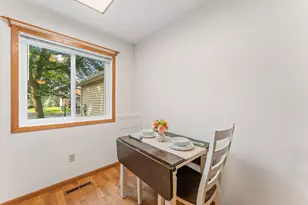 2623 Lake Ct Dr, Mounds View, MN 55112 - Photo 4