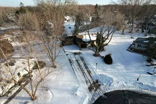 6048 Allen Cir, New Hope, MN 55428 - Photo 10