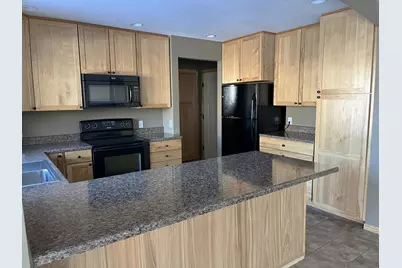 1807 3rd Avenue NE, Austin, MN 55912 - Photo 8